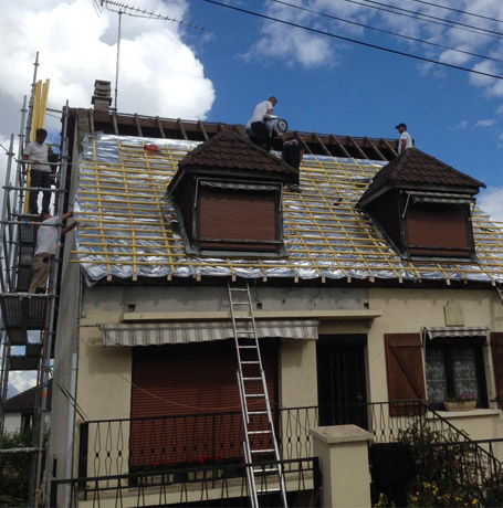 Rénovation d'une toiture à Viarmes 95